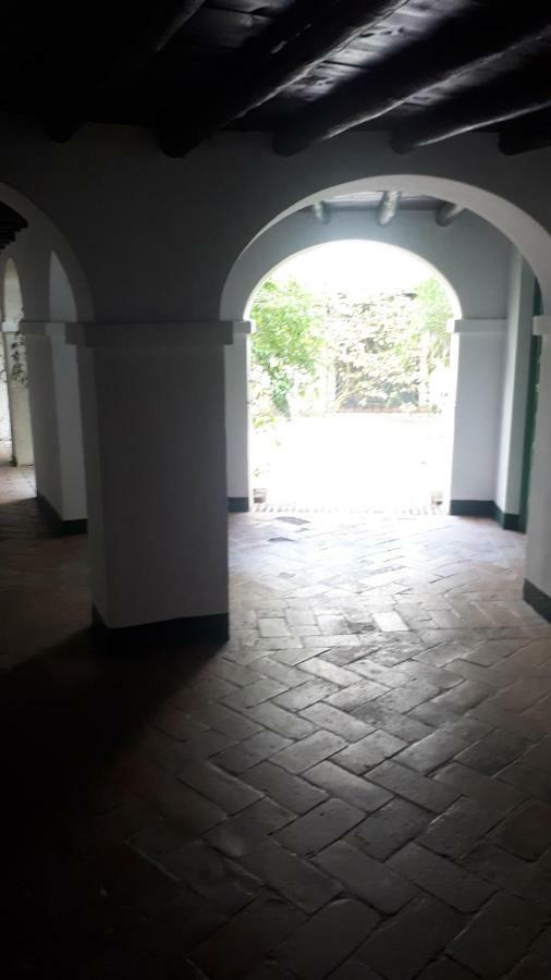 Juderia Home - Parking Cordoba Ngoại thất bức ảnh